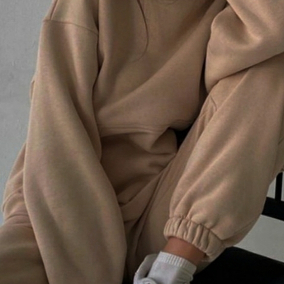 Dark Green Medium Sweat Shirt & Pants♡ - Picture 9 of 10